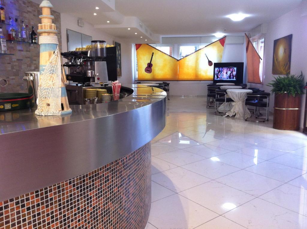 Hotel Riposo Gatteo a Mare Kültér fotó